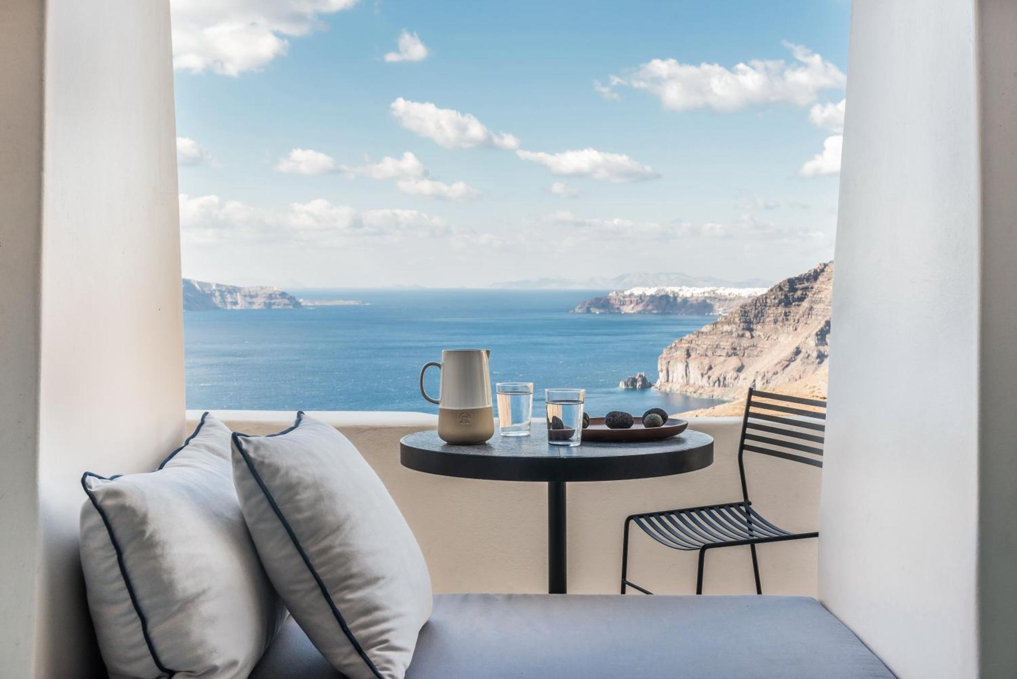 Porto Fira Suites Exterior foto