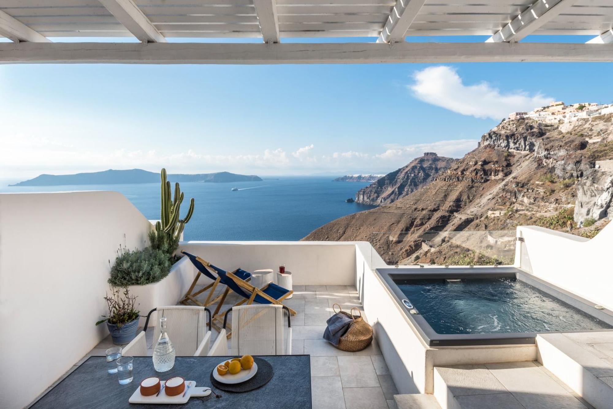 Porto Fira Suites Exterior foto